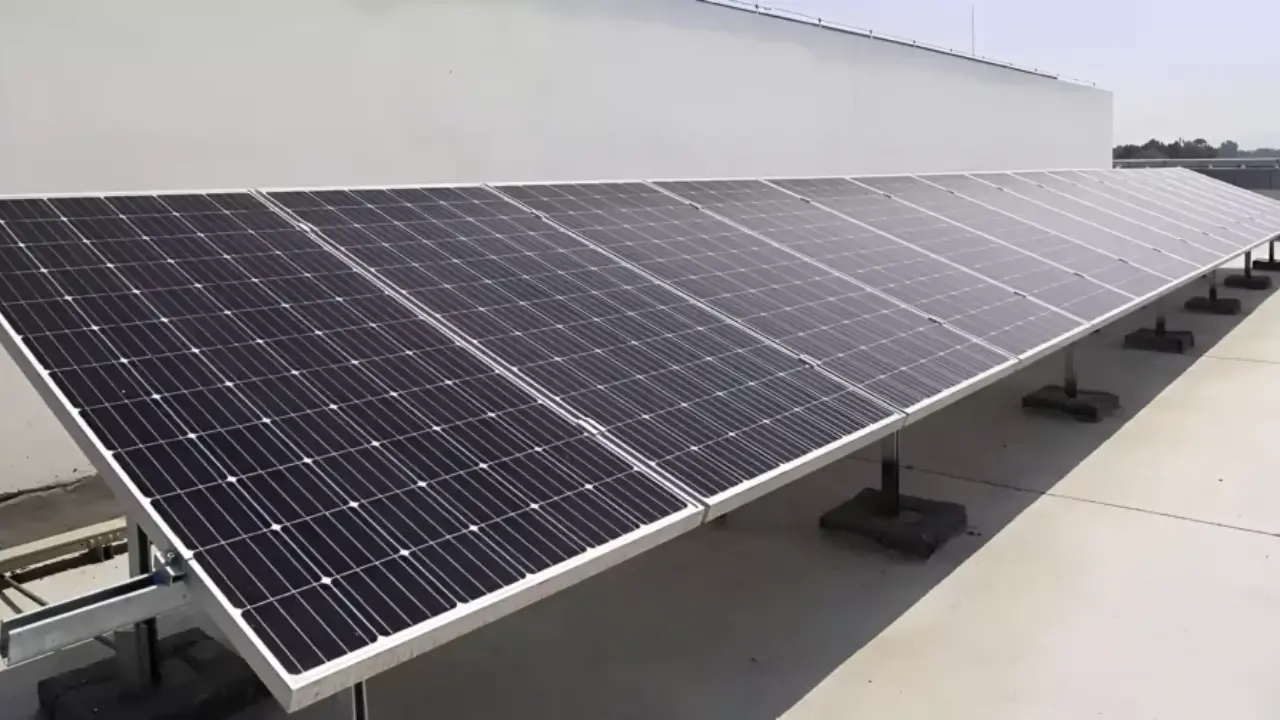 Canadian Solar Panel Price in Pakistan