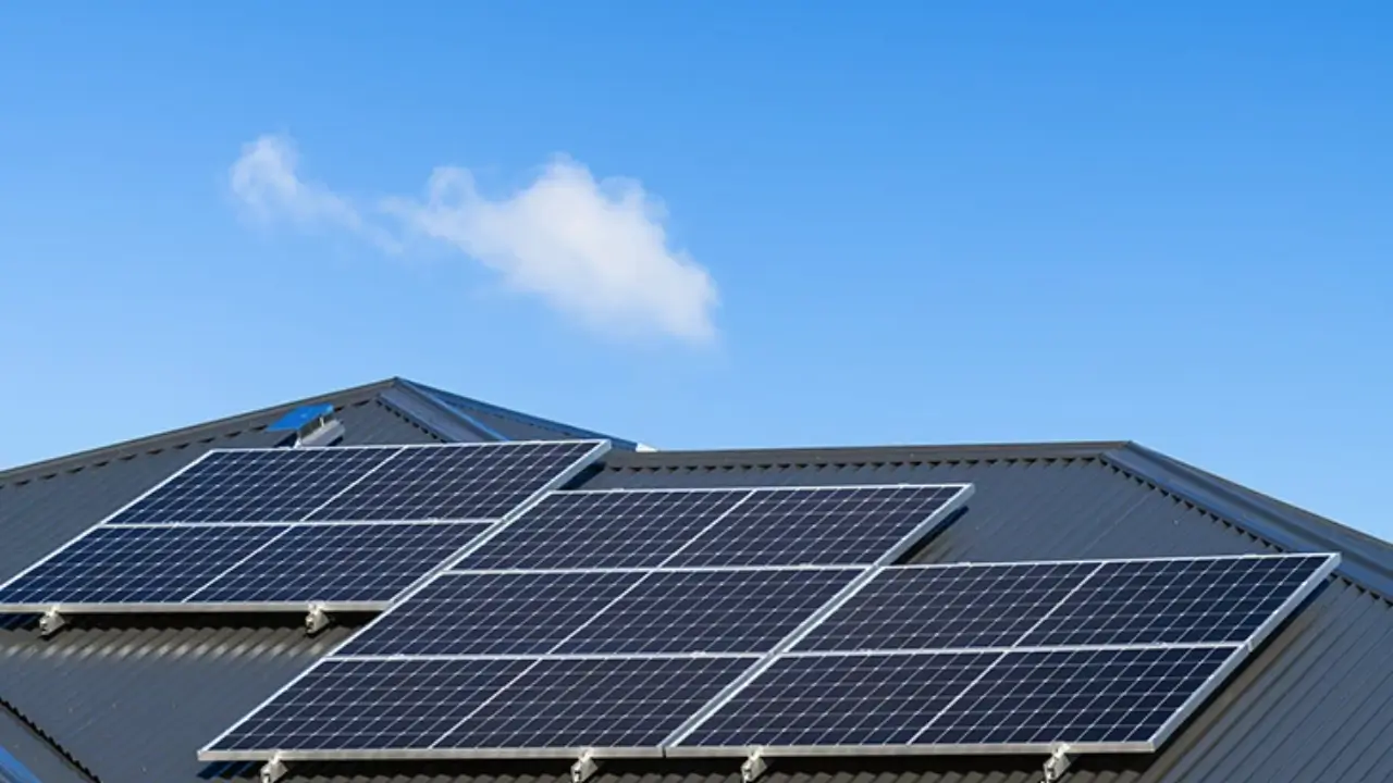 Price of 650 Watt Solar Panel in Pakistan Today